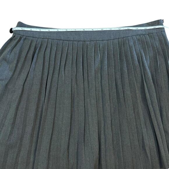 Grey pleated mini skort miniskirt - Picture 5 of 6